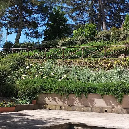 Tenuta I Lecci Farm stay *