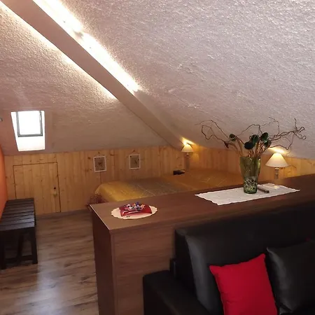 Tenuta I Lecci Farm stay Terranuova Bracciolini